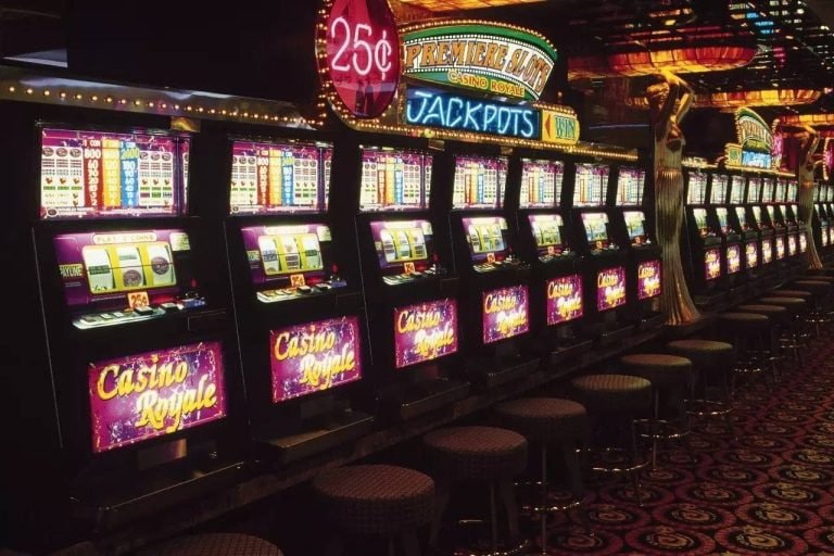 ppp123 Myanmar Casino Live Table Games Dragon Tiger Baccarat Blackjack ကစားနည်း
